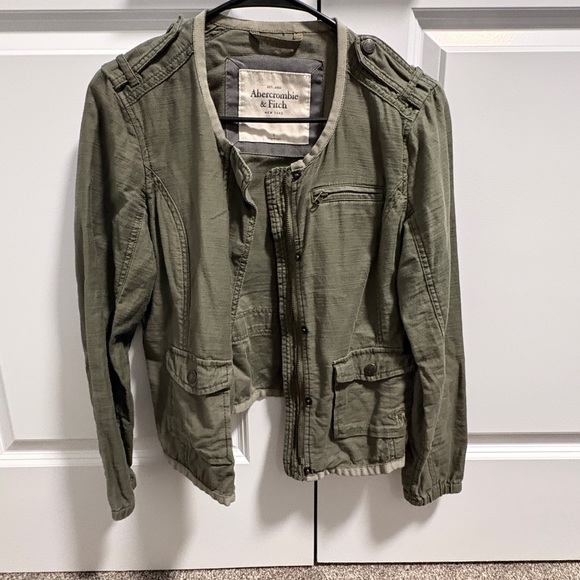 Abercrombie & Fitch Jackets & Blazers - Abercrombie & Fitch Khaki Green Zip-Up Jacket